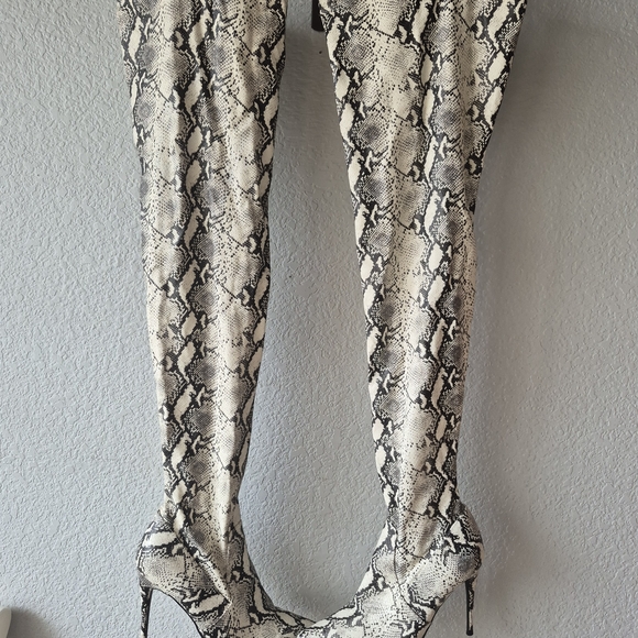 Steve Madden Shoes - Steve Madden Black and White Snakeskin Over-the-Knee Boots